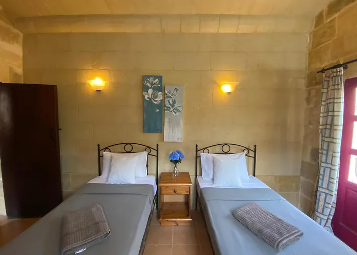 Serenity By 54w Villa San Lawrenz